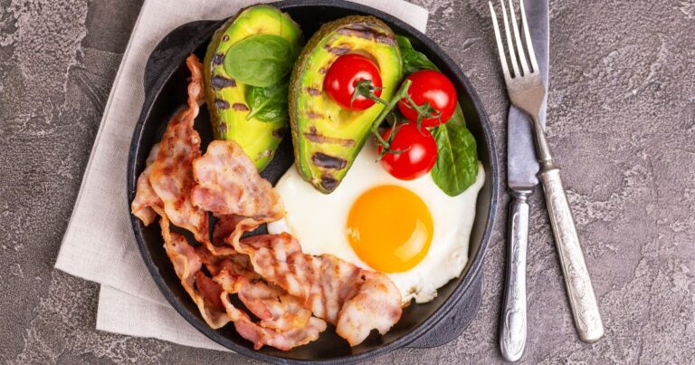 Breakfast Foods High In Protein And Low In Carbs:Complete Guide